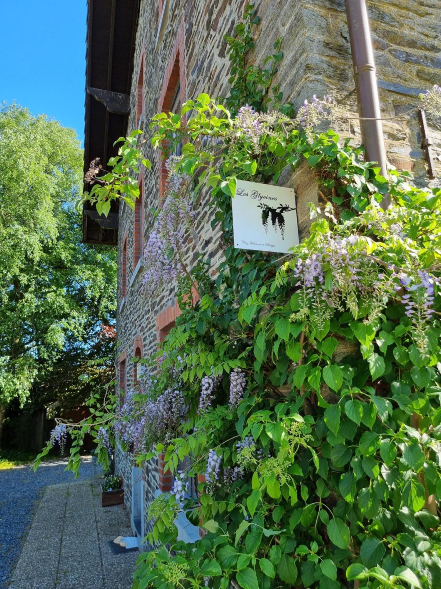 Les Glycines Villa Gouvy Room photo